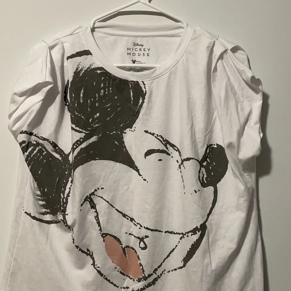 NWOT Disney Mickey Mouse Shirt Size Large - Picture 2 of 7